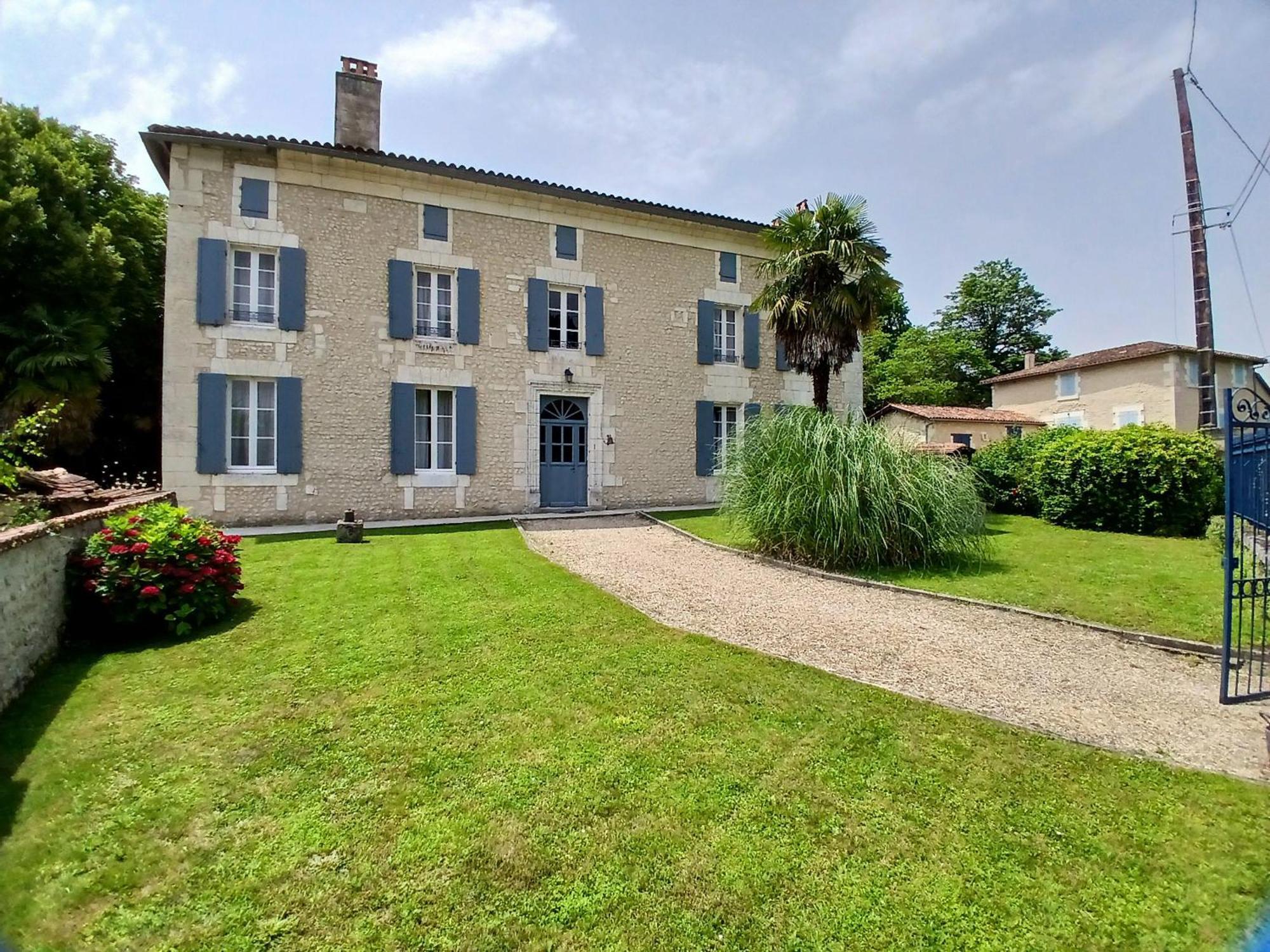 Langlade Estate Villa Montboyer Екстериор снимка
